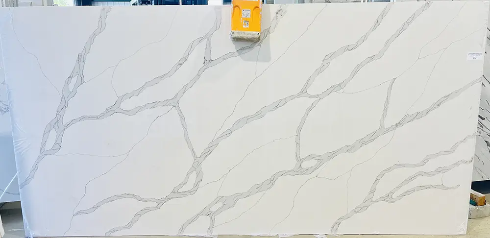 Calacatta New Fantasy Gold Quartz Example Calacatta New Fantasy Gold Quartz Example
